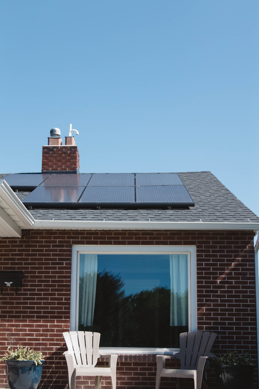 What Are The Different Types of Solar Panel Rails?